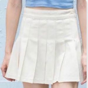 Brandy Melville Dana Skirt